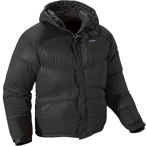 photo: Patagonia Men's Down Parka down insulated jacket