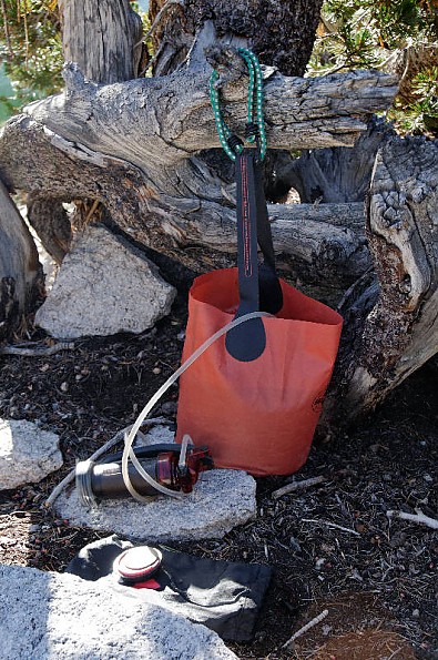 Portable Collapsible Camping Bucket by iRonrain Review 