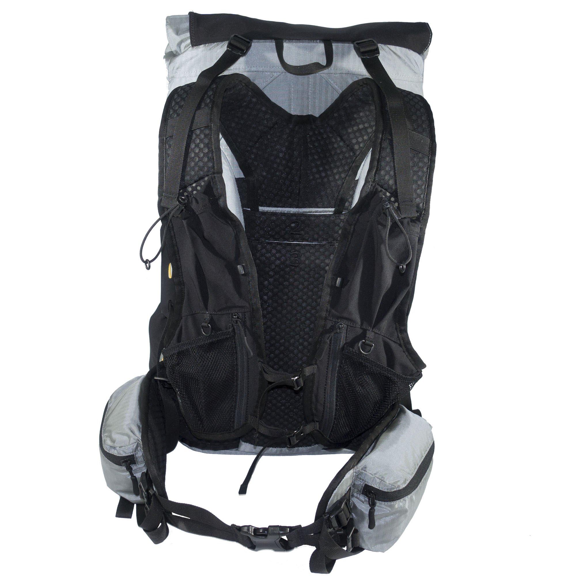 photo: Six Moon Designs Minimalist weekend pack (50-69l)