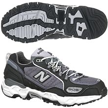 photo: New Balance Kids' 806 trail running shoe