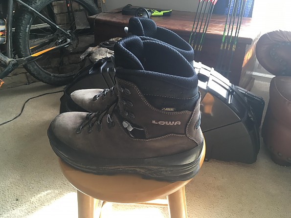 Lowa Tibet GTX Reviews Trailspace