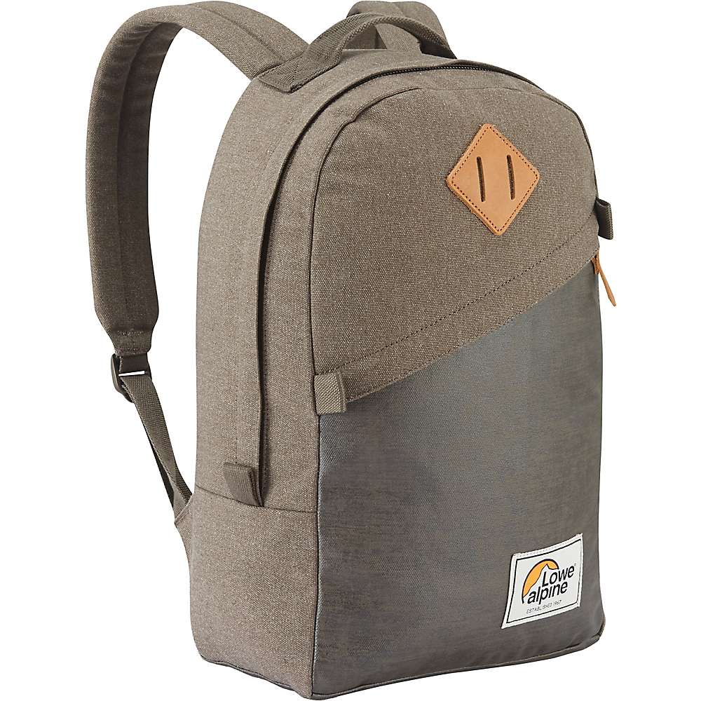 photo: Lowe Alpine Adventurer 20 daypack (under 35l)