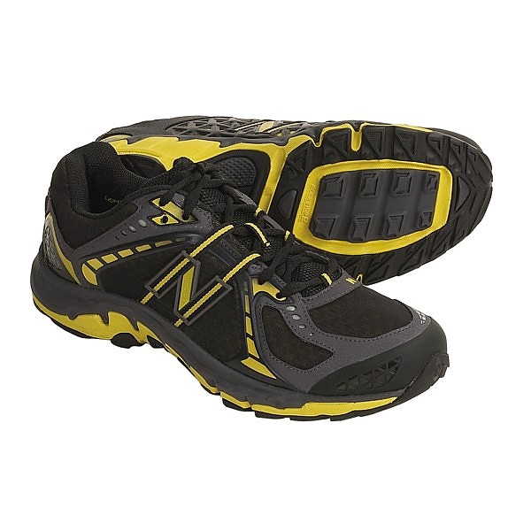 photo: New Balance 909 trail running shoe