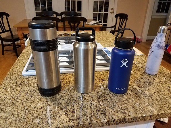 Yeti Rambler 36oz Water Bottle - Review & Test 