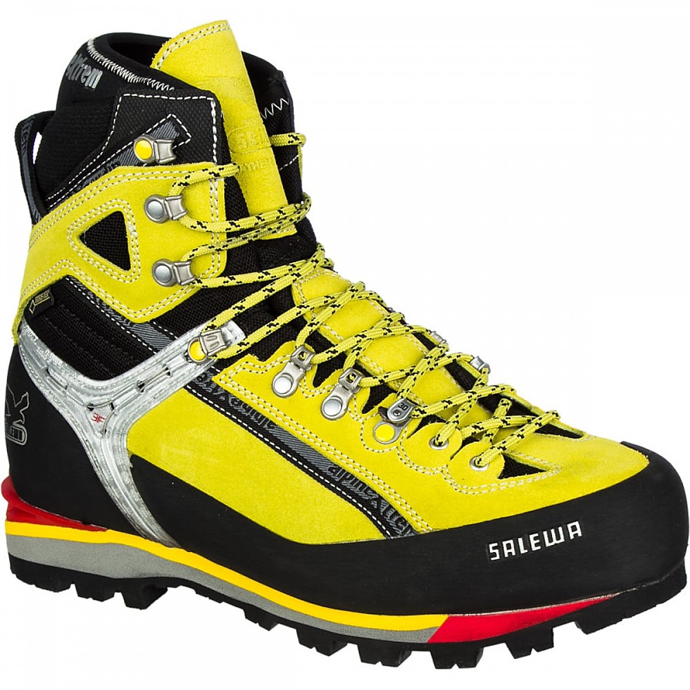 photo: Salewa Condor EVO mountaineering boot