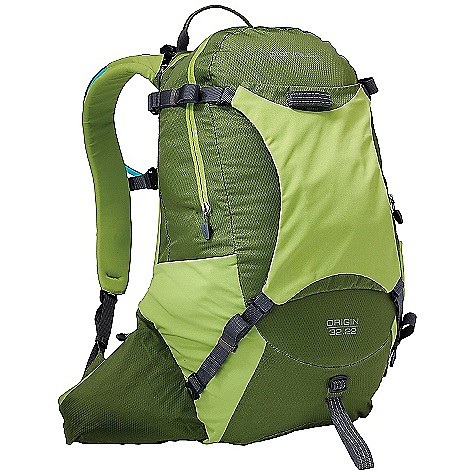 photo: Platypus Origin 32 hydration pack