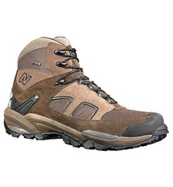 photo: New Balance Men's 1200GT hiking boot