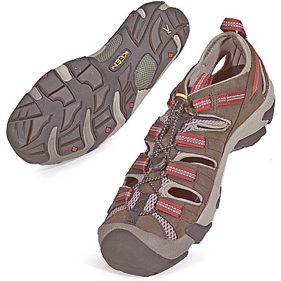 photo: Keen Men's Taos trail shoe