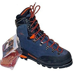 photo: Salomon Super Mountain 9 Guide mountaineering boot