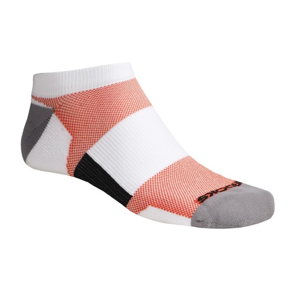 photo: Brooks Infiniti Socks - Below-the-Ankle running sock