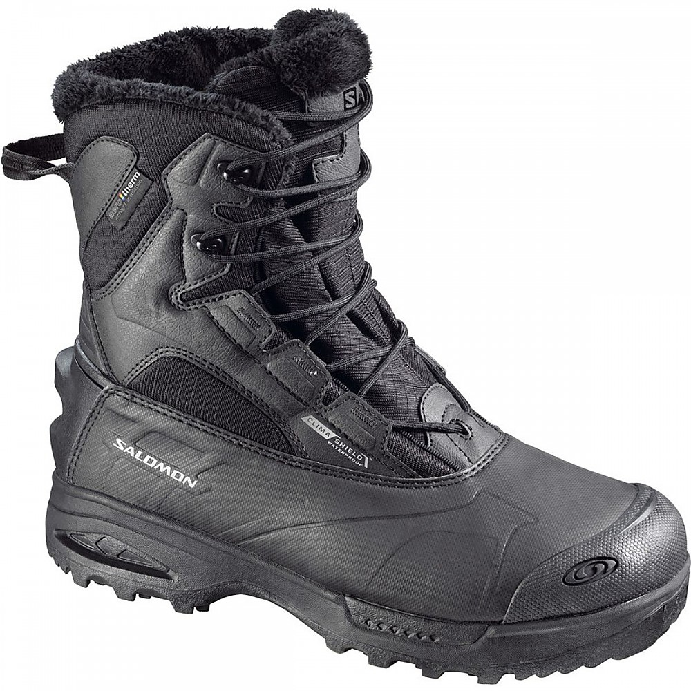 photo: Salomon Men's Toundra Mid WP winter boot