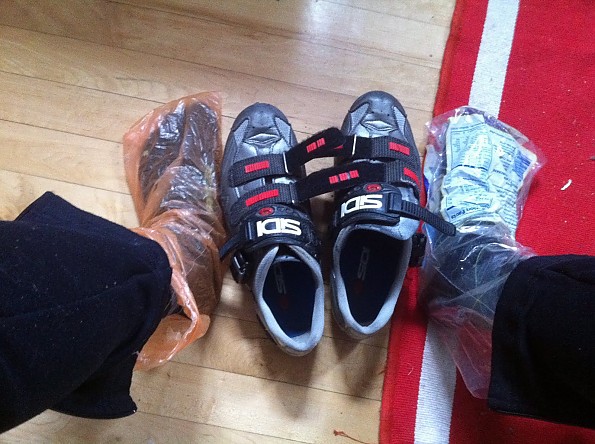 plastic-bag-gaiters.jpg