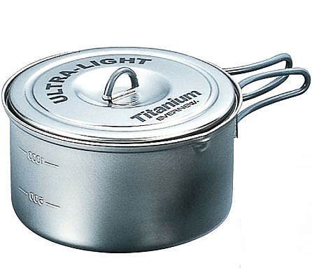 photo: Evernew Ti Ultralight Pot 1.3L pot/pan