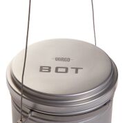 photo: Vargo Titanium Bot Hanger stove accessory