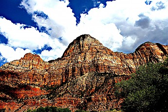 The-Watchman-peak.jpg