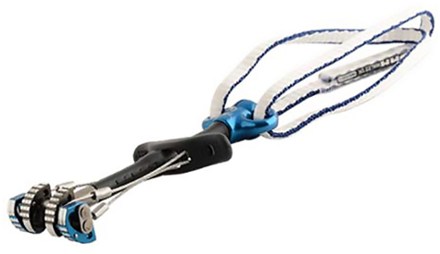 photo: DMM Dragon Cam camming device