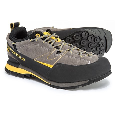 photo: La Sportiva Boulder X approach shoe
