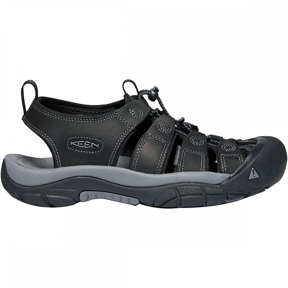 photo: Keen Newport sport sandal