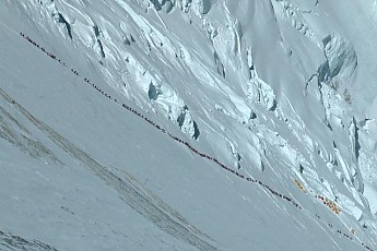 everest.jpg