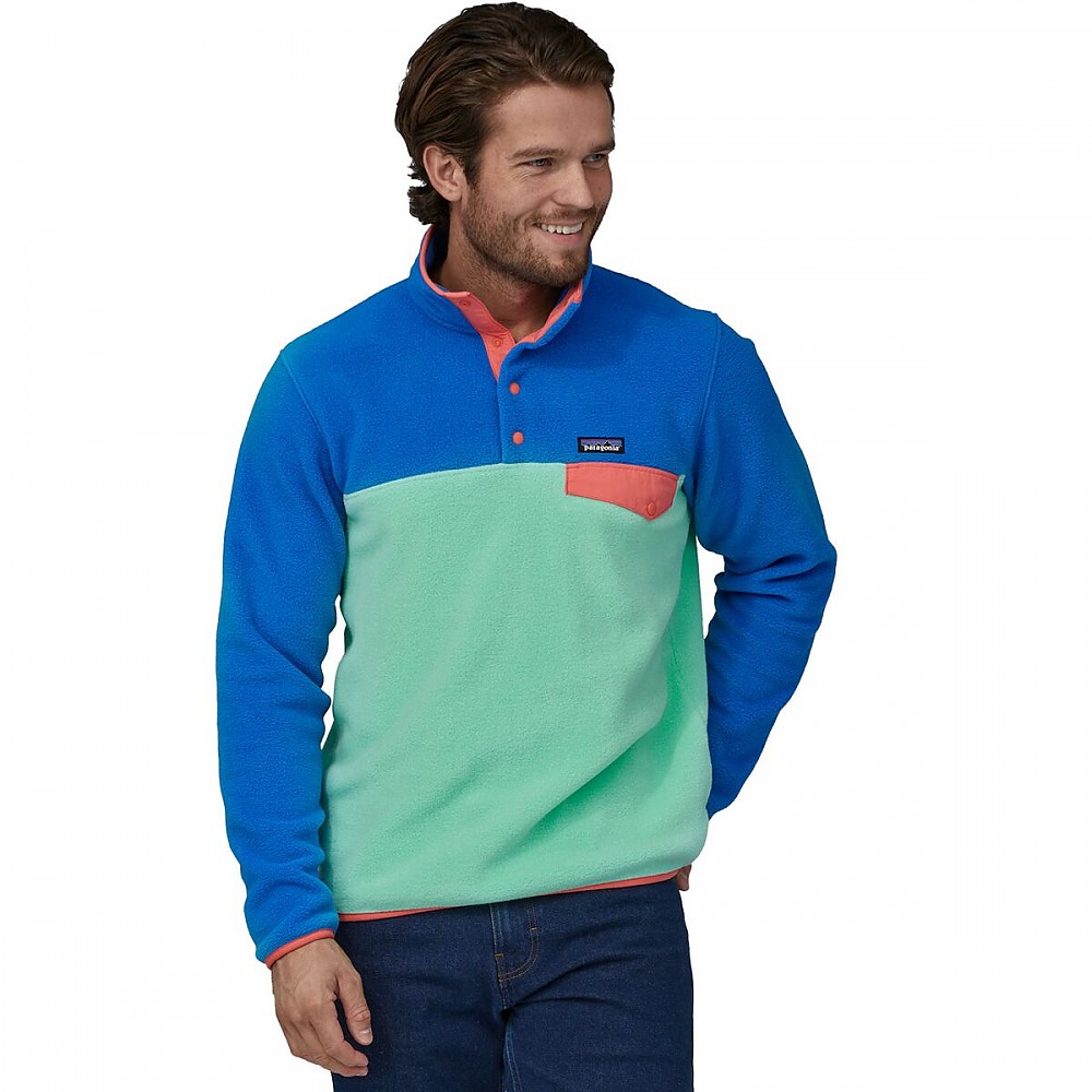 photo: Patagonia Lightweight Synchilla Snap-T Pullover fleece jacket