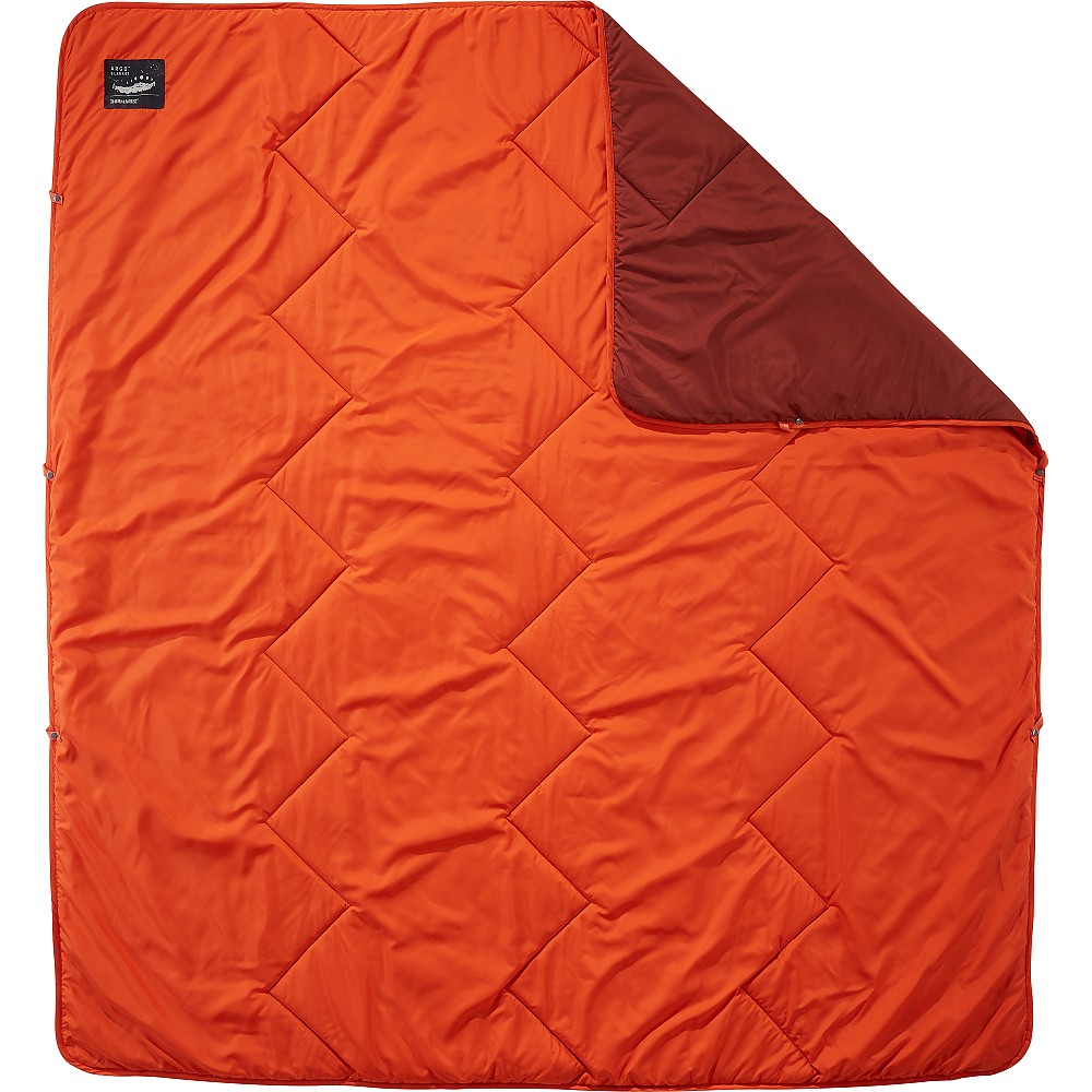 photo: Therm-a-Rest Argo Blanket top quilt