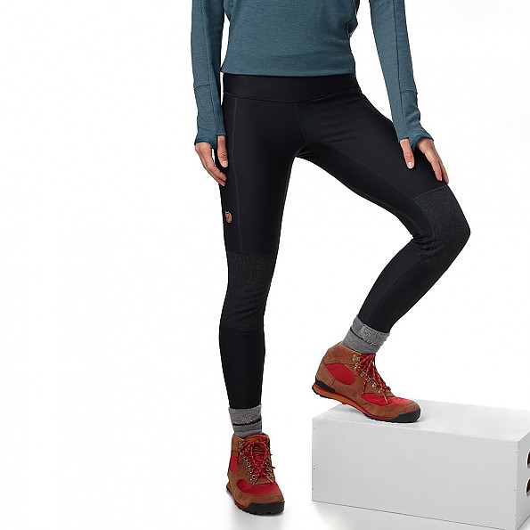 photo of a performance pant/tight