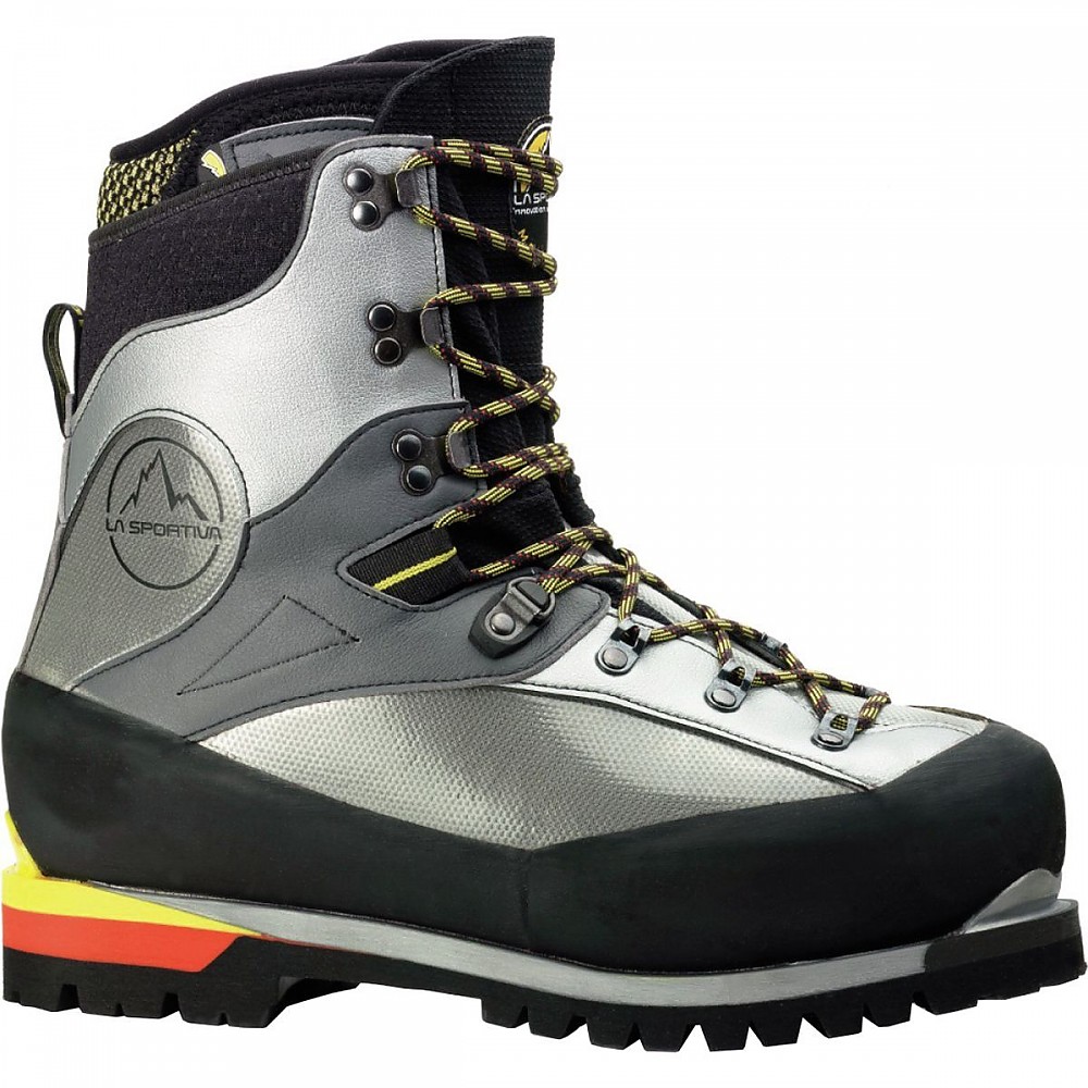 photo: La Sportiva Baruntse mountaineering boot