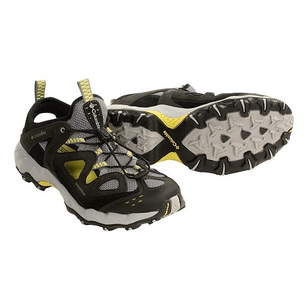 photo: Columbia Pagora trail shoe