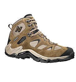photo: New Balance 1201 hiking boot