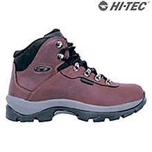 photo: Hi-Tec Altitude II hiking boot