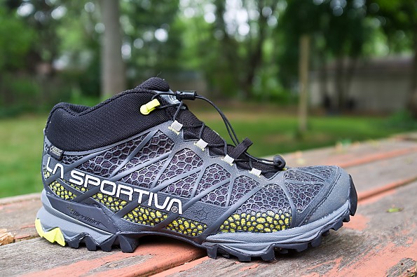 la sportiva synthesis mid gtx hiking shoes