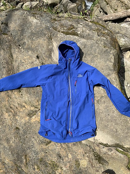 Mountain Equipment Echo Hooded Jacket Reviews - Trailspace