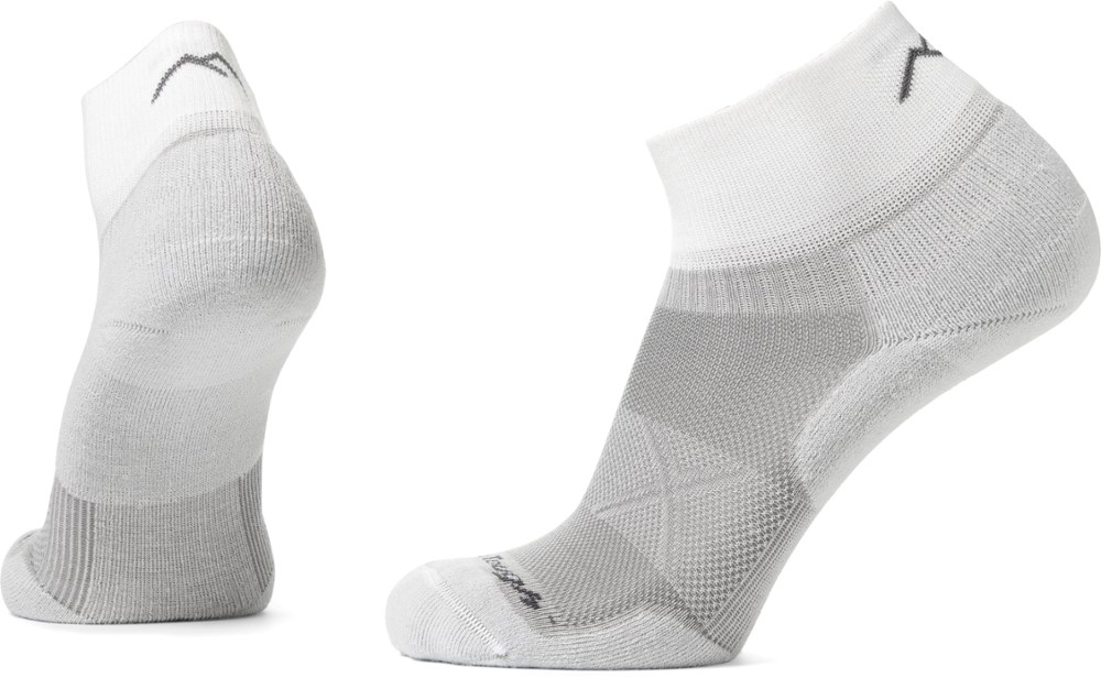photo: Darn Tough Men's Vertex 1/4 Sock Ultra-Light Cushion running sock