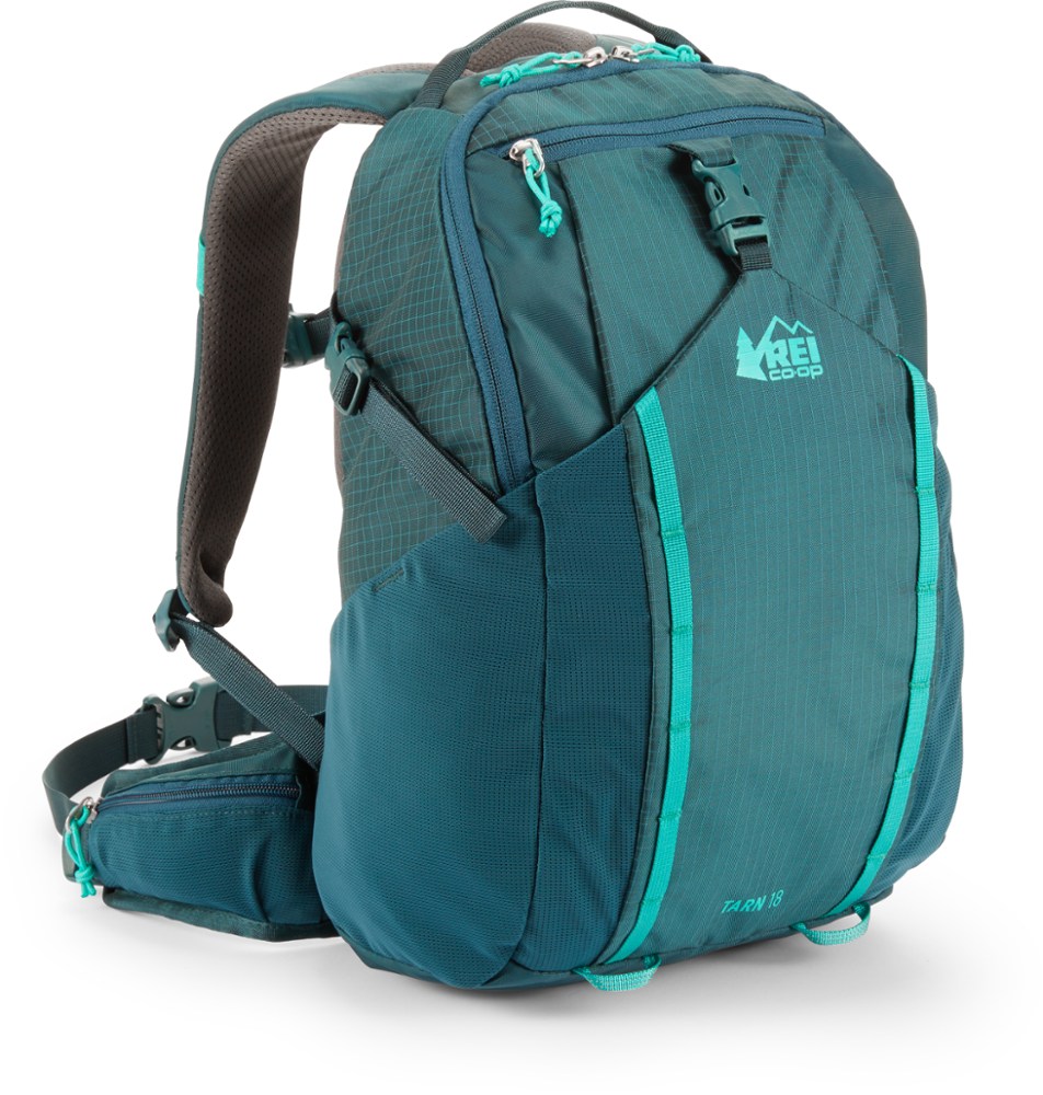photo: REI Tarn 18 daypack (under 35l)