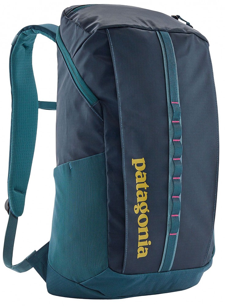 photo: Patagonia Black Hole Pack 25 daypack (under 35l)