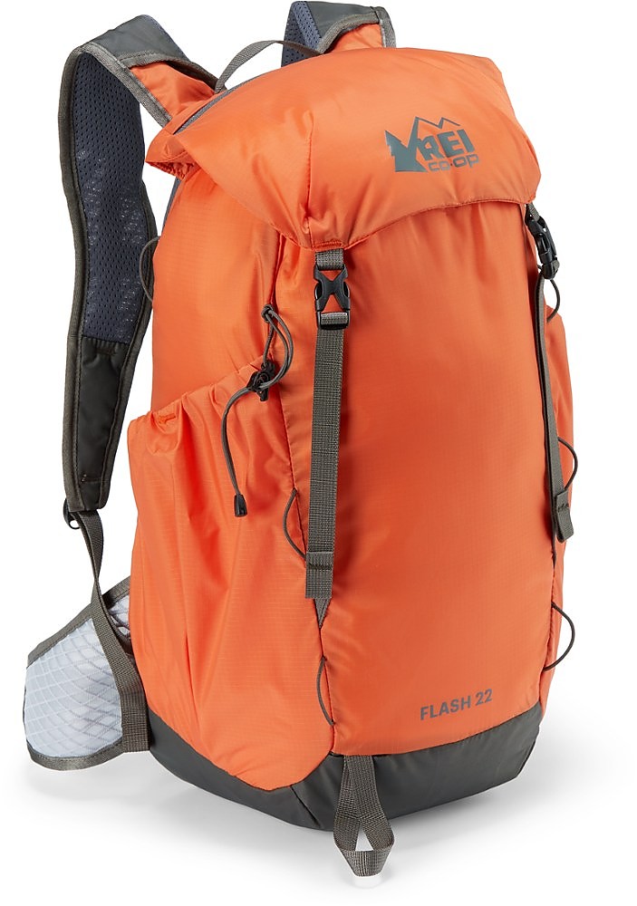 Rei deals flash daypack