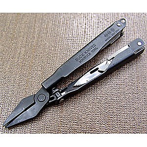 photo: Buck Mini Buck Tool multi-tool