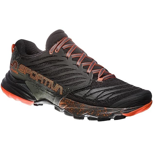 photo: La Sportiva Akasha trail running shoe