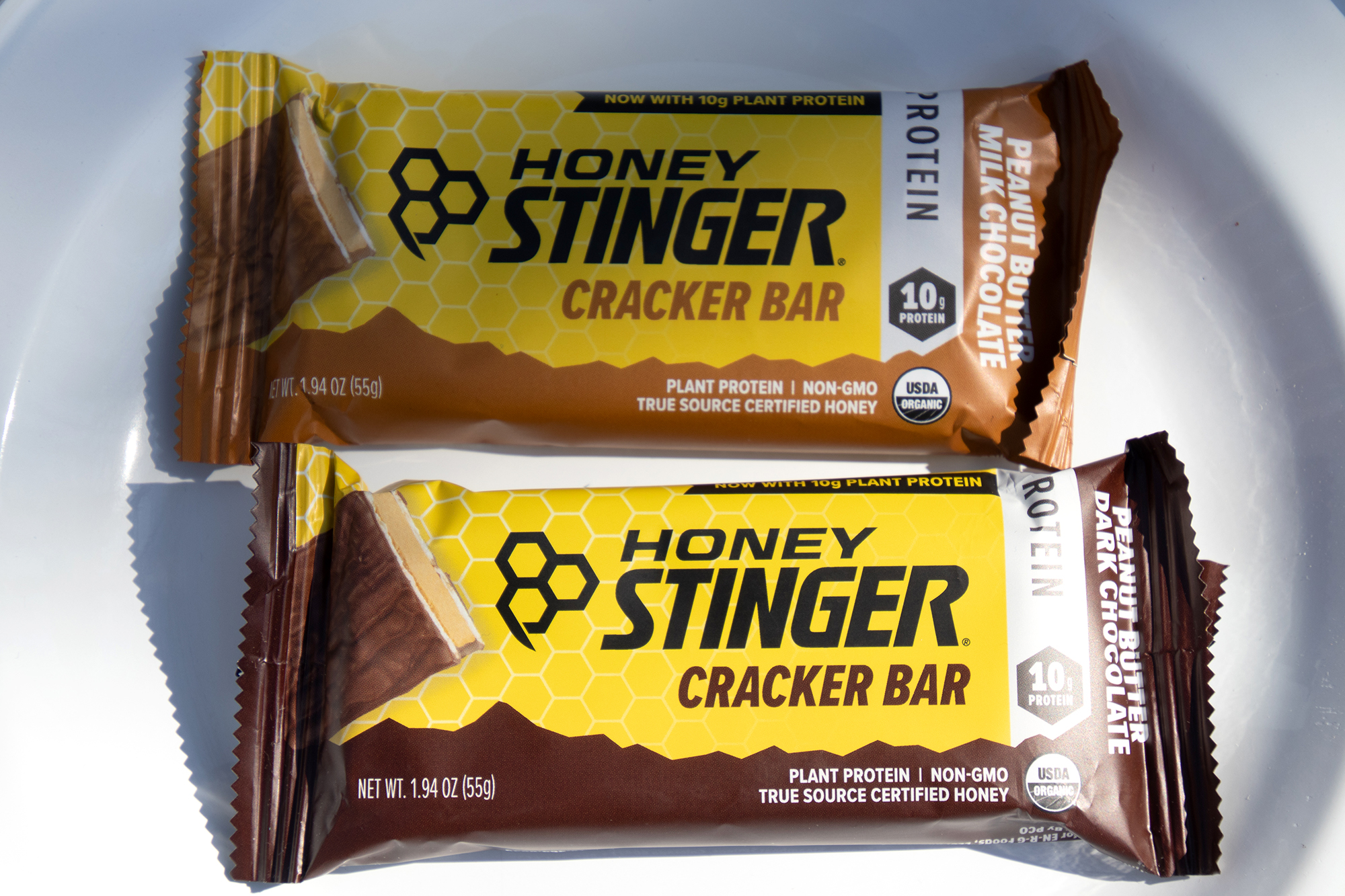 Honey Stinger Cracker Bar with Protein Reviews - Trailspace