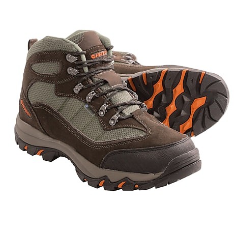 photo: Hi-Tec Men's Skamania Mid WP hiking boot