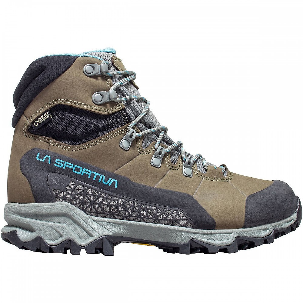 photo: La Sportiva Women's Nucleo High II GTX hiking boot