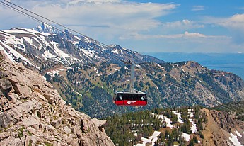 Aerial-Tram-to-Rendezvous-Hike.jpg
