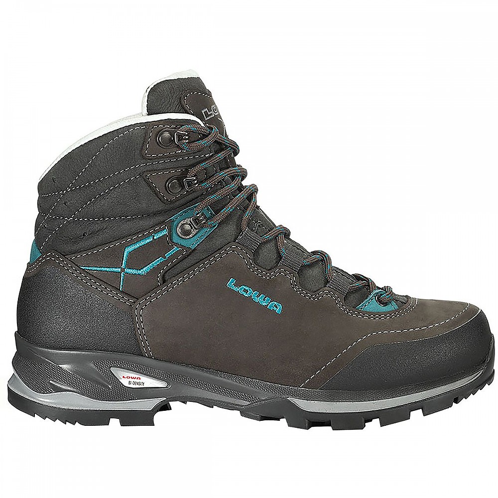 photo: Lowa Lady Light LL hiking boot