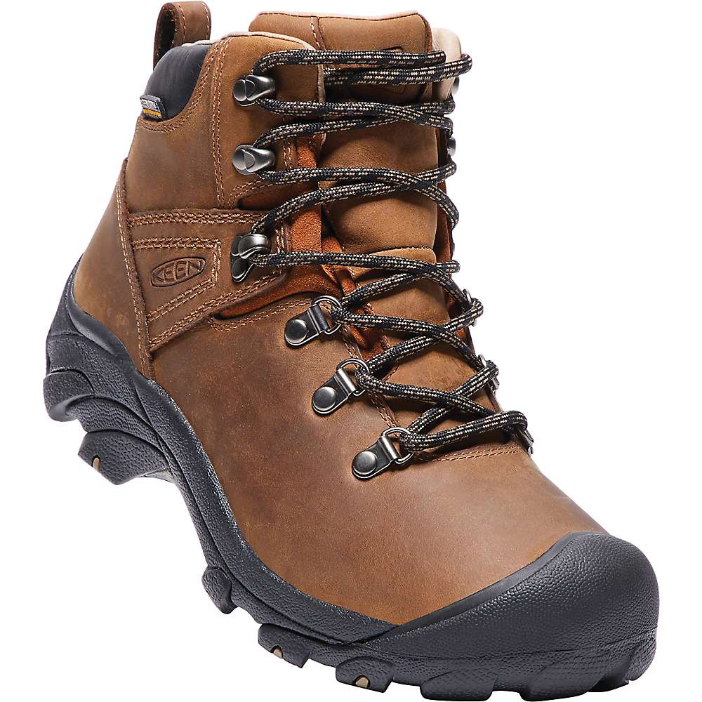 photo: Keen Women's Pyrenees hiking boot
