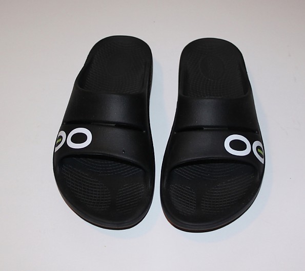 Oofos Review: Ooah Recovery Sandals