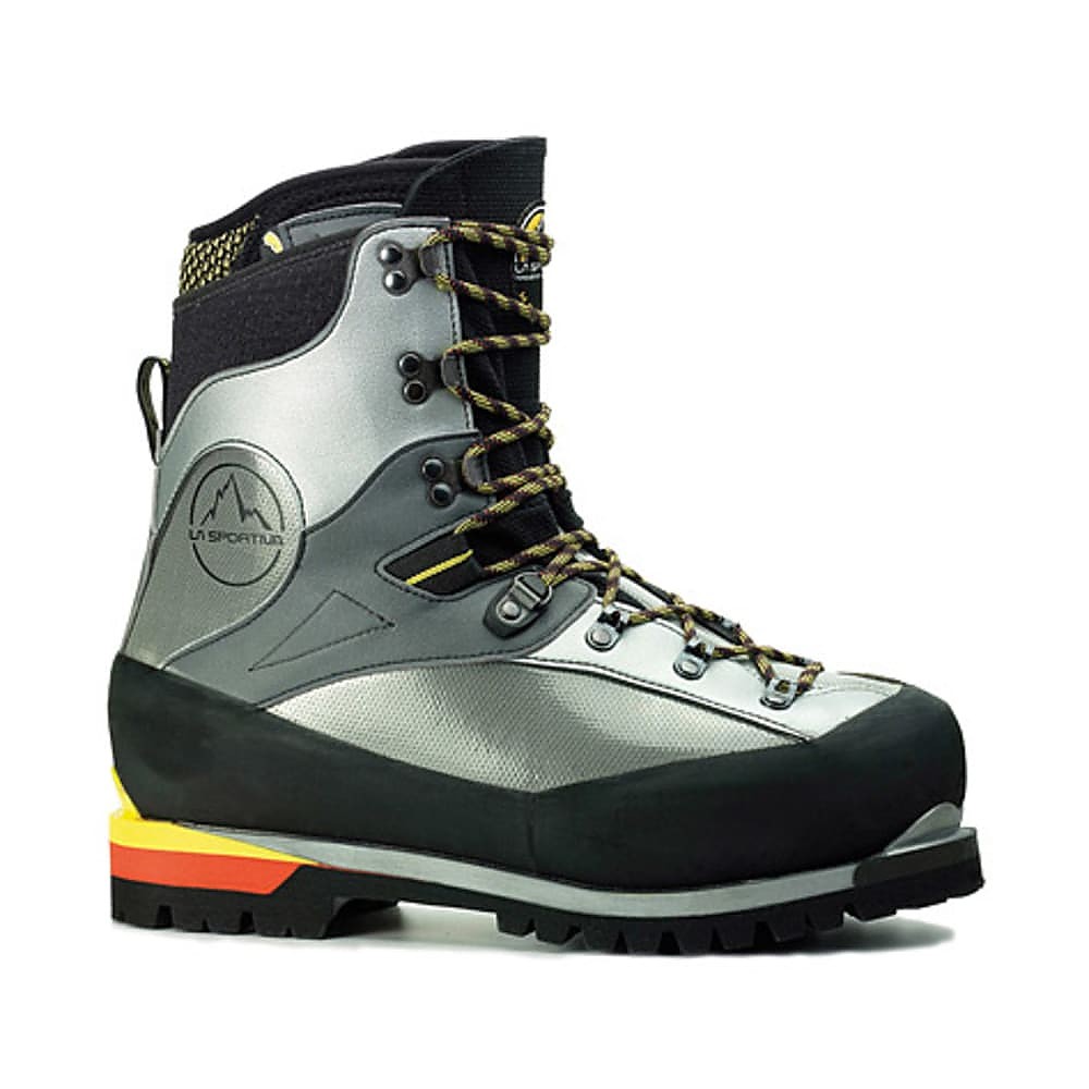 photo: La Sportiva Baruntse mountaineering boot