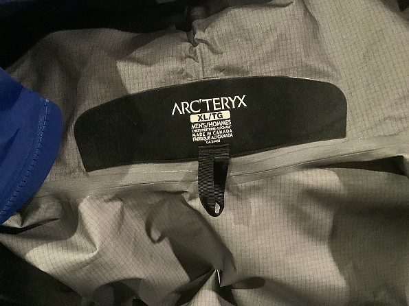 Review: Arc'teryx Alpha SV (2020) — Coatchecking