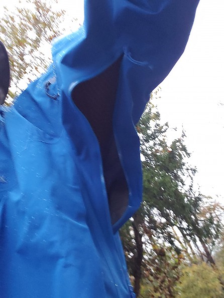 Arc'teryx Alpha SV Jacket Reviews - Trailspace