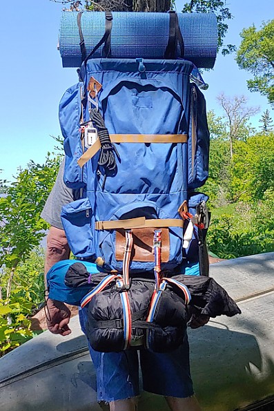 Jansport metal 2025 frame backpack