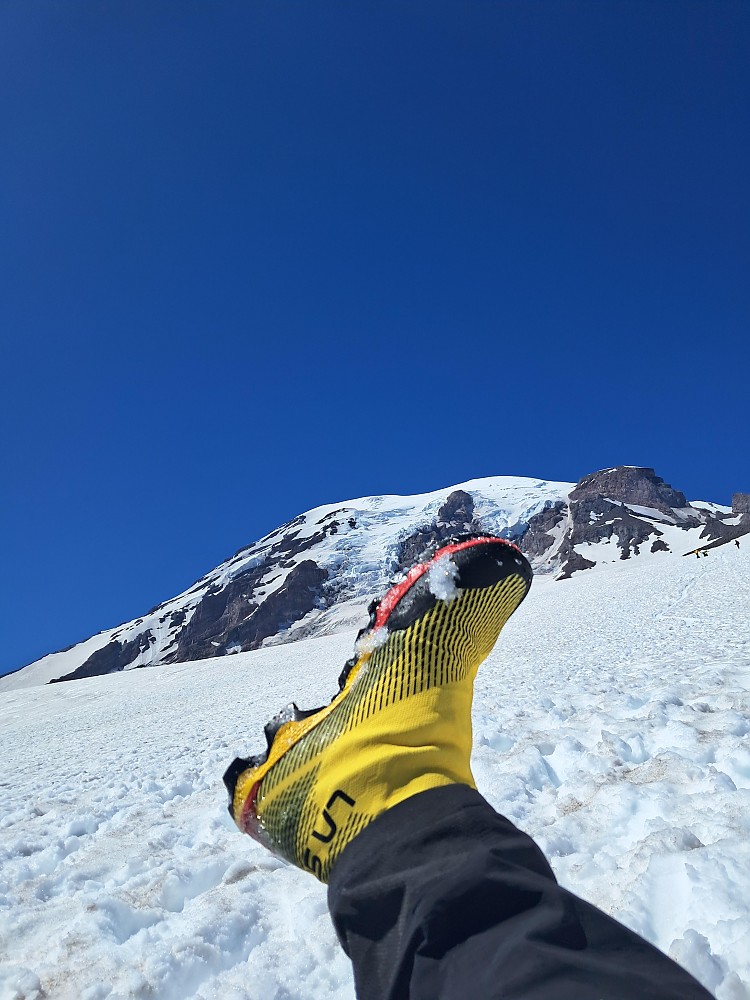 La Sportiva Aequilibrium Speed GTX Reviews - Trailspace